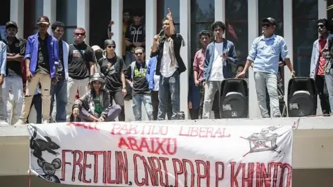 Timor-Leste Scraps Proposal to Supply No-Cost Automobiles for Lawmakers Following Widespread Demonstrations