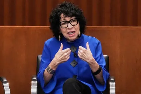 High Court Judge Questions Whether US Citizens Grasp the Distinction Between Leaders and Kings